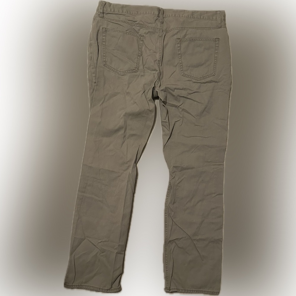 Men’s 36x32 Khaki Pants Old Navy Straight Leg - Picture 2 of 4